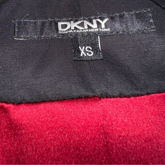 Gothic Dark Academia DKNY Ruffle Coat 🧛🖤🕷️ - Picture 6 of 8